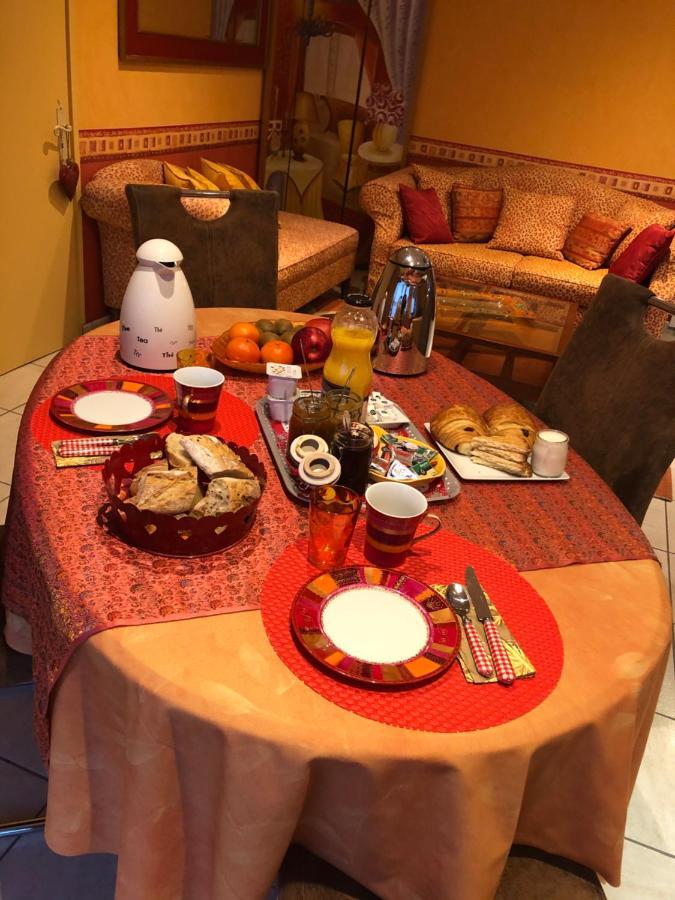 مبيت وإفطار Neuville-du-Poitou Lagalerne المظهر الخارجي الصورة